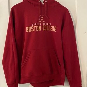 Boston College Hockey Men’s Medium Hoodie

Fits a little tight.
